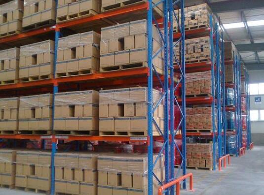 河北貨架：家具行業有什么樣的倉庫貨架存儲？